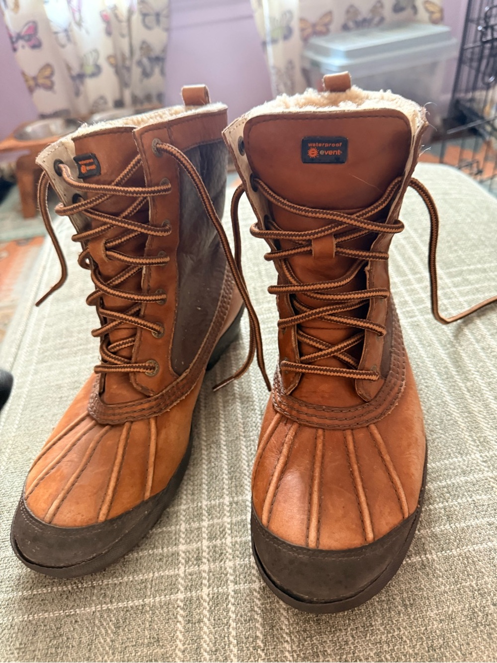 Waterproof Brown Duck Boots Lace-Up Winter Boots with Fleece Collar